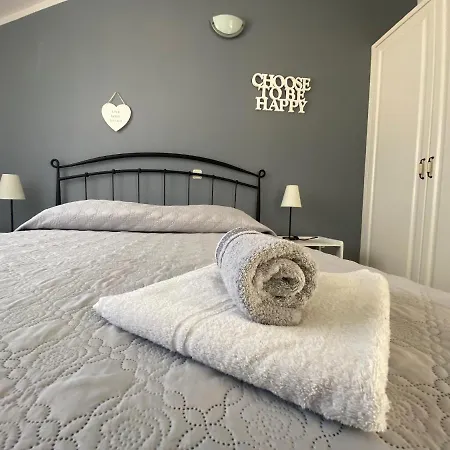 Apartment Marta, Laura Jezera