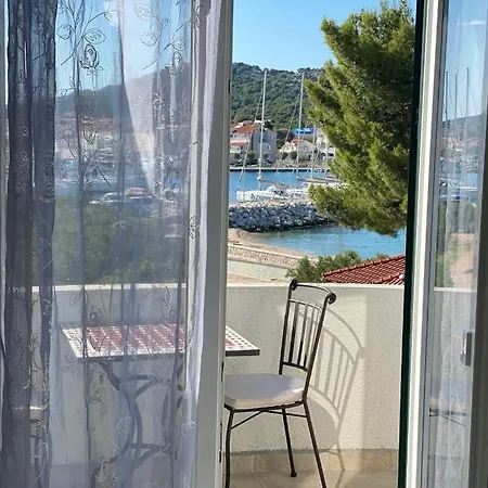 Apartment Marta, Laura *